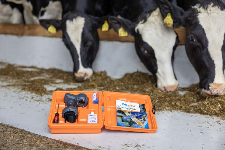 SHOOF Kuhschwanztrimmer TailWell Titanium